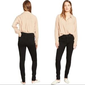 Universal Standard Seine‎ Mid Rise Skinny Jeans
Size 2